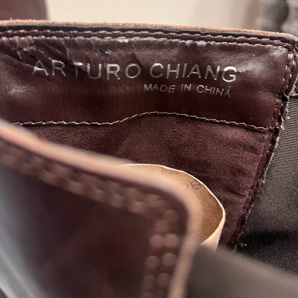 Arturo Chiang Brown Leather Knee-High Riding Style Boots w/ Buckle Details Sz 8 - Picture 5 of 8